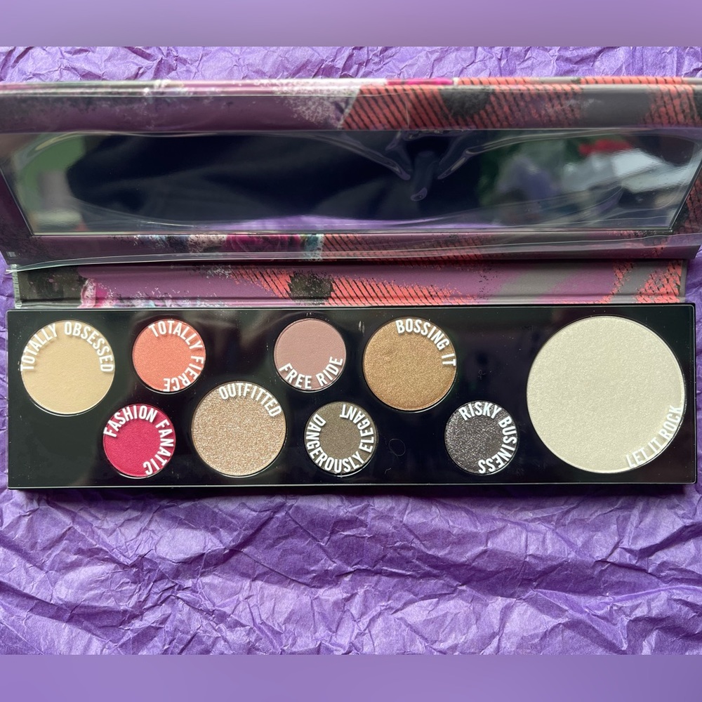 MAC- Risk Taker eyeshadow palette (discontinued)
